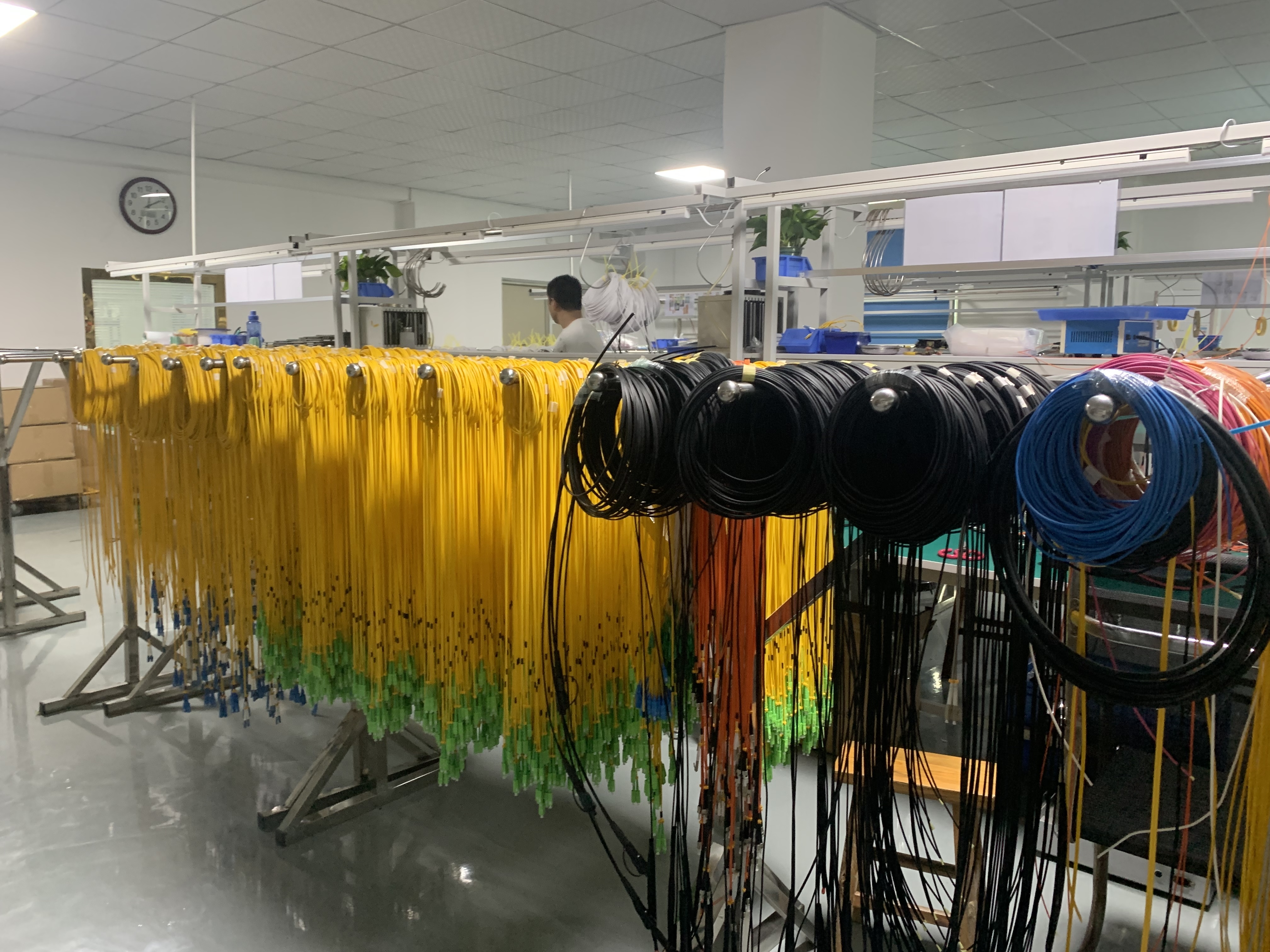 Son şirket blogları hakkında Fiber Yama Kablosu İçin Test Standartları Nelerdir?