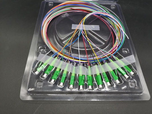 satın al LC APC Konektörü Fiber Optik Kablo 12 Renk Pigtail SM G657A1 LSZH Blister Kutu Çevrimiçi üretim