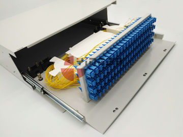 satın al 19 "4U 96 Bağlantı Noktası SC Slayt Çıkışı Çekmece Fiber Optik Yama Paneli Optik Dağıtım Kutusu Yüklü Çelik Çevrimiçi üretim