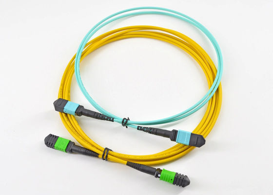 satın al YINGDA Yüksek yoğunluklu MPO SM OM2 OM3 OM4 Yüksek performanslı ağ çözümü için Fiber Optic Patch Kablosu Çevrimiçi üretim