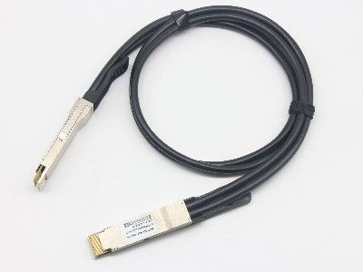 400G QSFP112 Pasif Doğrudan Bağlama Bakır Twinax Kablo 2M Uzaklık 1m 2m 3m Uyum Standartları RoHS/CE/FCC